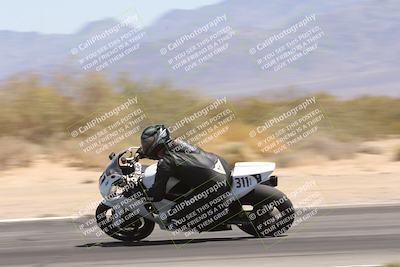 media/Apr-20-2025-CVMA (Sun) [[39090e8767]]/Race 9-Formula LW Twins Shootout/